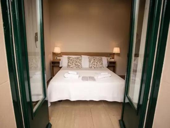 Hotel Kalima Caldes D'Estrach Ngoại thất bức ảnh