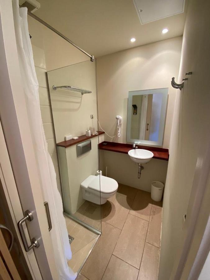 Hotel Kalima Caldes D'Estrach Ngoại thất bức ảnh